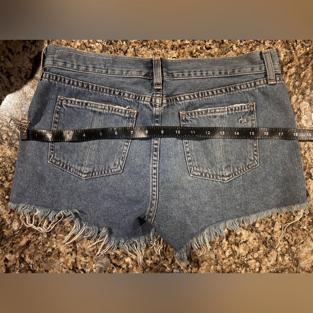 Rag & Bone Winnie Distressed Frayed Cut off Denim Medium Wash Shorts- Size 26 - Picture 8 of 9
